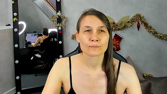 Lillian White online show from 01-08-25, 07:45