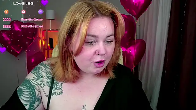 ZaraReignn online show from 02-14-25, 09:10