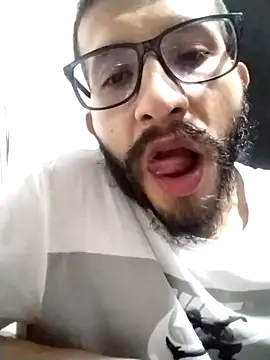 Snapshot of hairyserious chatting on 12-31-24, 03:55 hairyserious online show from 12-31-24, 03:55