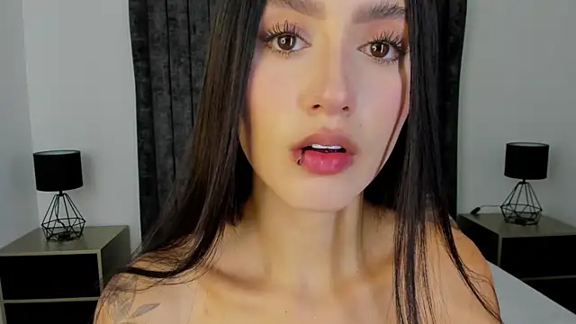 NataGarcia online show from 12-16-25, 03:28