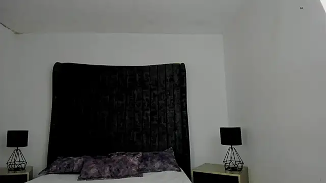 NataGarcia online show from 05-22-26, 08:03