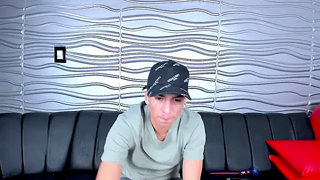 SeductionXlive online show from 02-03-25, 01:41