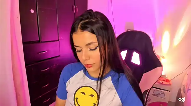 Snapshot of Kaoriyoshii chatting on 12-30-24, 09:27 Kaoriyoshii online show from 12-30-24, 09:27