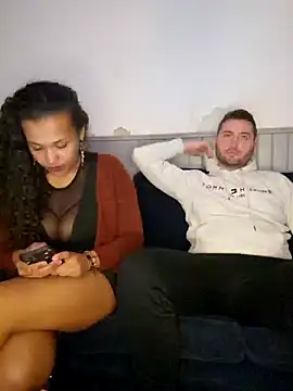 Snapshot of MK_34C chatting on 03-08-25, 04:28 MK 34C online show from 03-08-25, 04:28