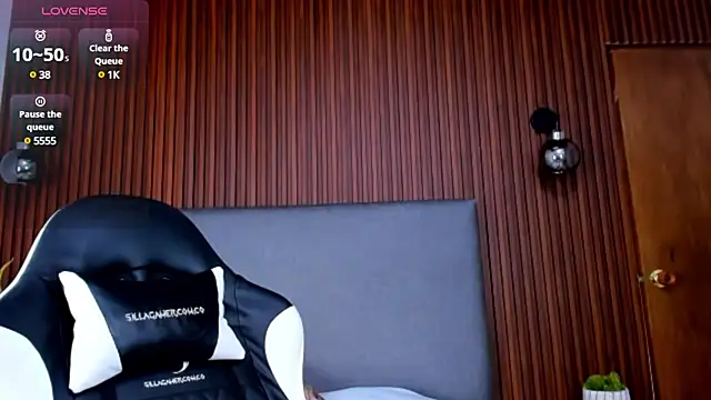 elissa iris online show from 12-16-24, 03:22