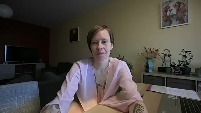 Snapshot of SexyExclusiveflower chatting on 10-17-25, 07:00 SexyExclusiveflower online show from 10-17-25, 07:00