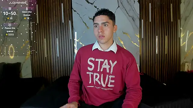 Snapshot of LiamNovak chatting on 11-19-25, 12:05 LiamNovak online show from 11-19-25, 12:05