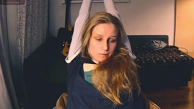 KatiKate online show from 12-02-24, 04:53