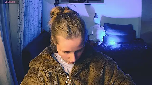 KatiKate online show from 12-02-24, 08:11