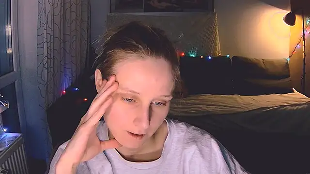 KatiKate online show from 12-17-24, 01:49