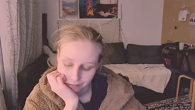 KatiKate online show from 02-21-25, 06:26