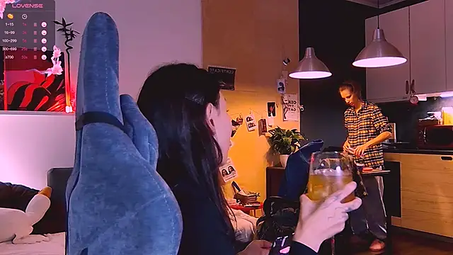 KatiKate online show from 10-20-25, 05:13