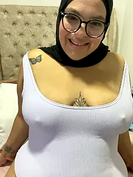 Snapshot of Mistyboobs chatting on 01-08-26, 03:09 Mistyboobs online show from 01-08-26, 03:09