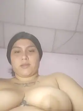 Snapshot of Marilin_Jessie chatting on 09-14-25, 06:51 Marilin Jessie online show from 09-14-25, 06:51