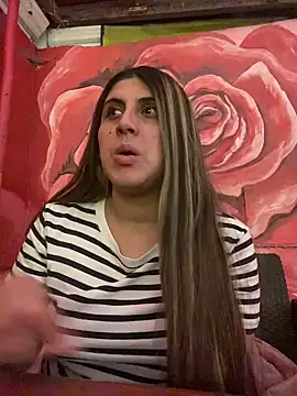 Snapshot of girl_anni chatting on 09-27-25, 12:59 girl anni online show from 09-27-25, 12:59