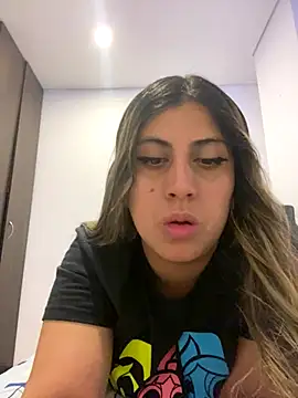 Snapshot of girl_anni chatting on 10-13-25, 08:53 girl anni online show from 10-13-25, 08:53