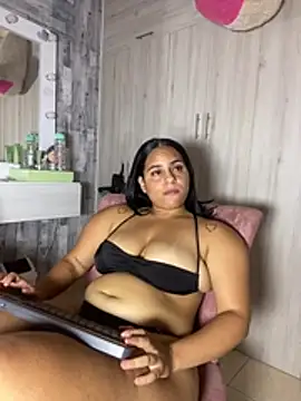 Violetrousse online show from 06-11-26, 12:54