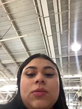 alissonfernandez  online show from 01-29-25, 02:21