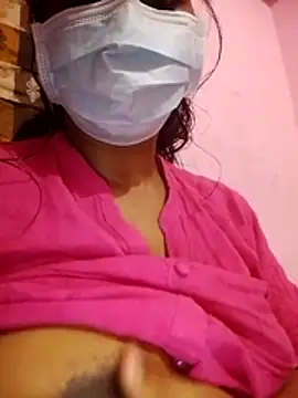 Snapshot of Villageammu18 chatting on 11-25-25, 02:28 Villageammu18 online show from 11-25-25, 02:28