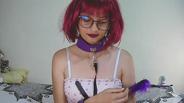 Snapshot of Nadesdhaa chatting on 11-12-25, 02:12 Nadesdhaa online show from 11-12-25, 02:12