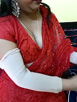 Snapshot of Simran-Kudi chatting on 01-13-25, 06:06 Simran-Kudi online show from 01-13-25, 06:06