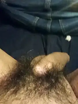 Snapshot of GaMeCrAc1 chatting on 01-08-26, 08:27 GaMeCrAc1 online show from 01-08-26, 08:27