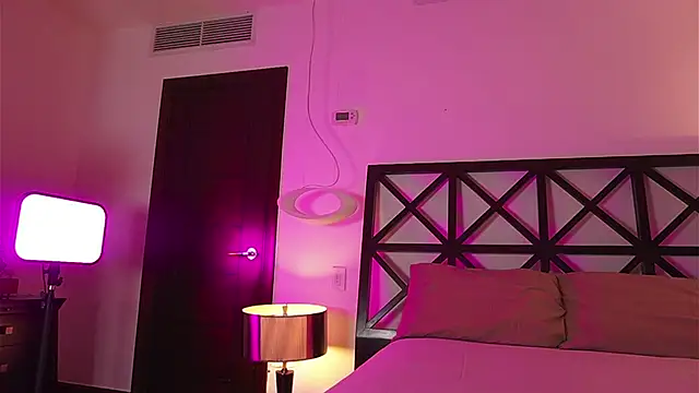 LunaMystyque online show from 09-13-25, 08:19