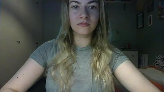 Snapshot of ROSIEx_sweet chatting on 06-10-26, 07:07 ROSIEx sweet online show from 06-10-26, 07:07