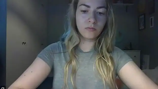 Snapshot of ROSIEx_sweet chatting on 07-14-26, 06:51 ROSIEx sweet online show from 07-14-26, 06:51