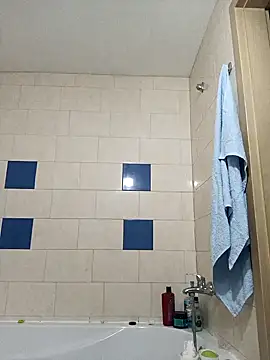 Snapshot of kila_lo chatting on 01-17-25, 11:29 kila lo online show from 01-17-25, 11:29