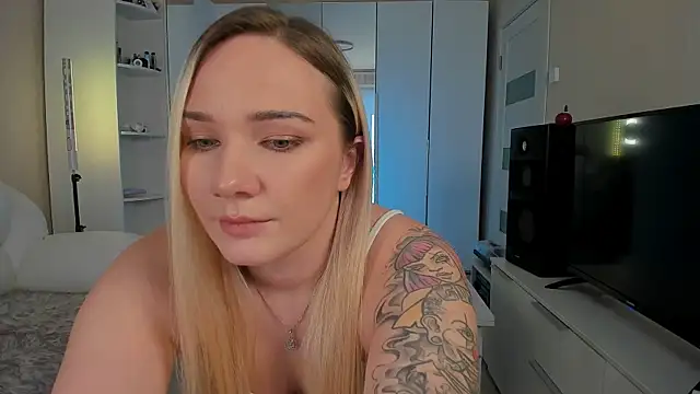 Snapshot of 1AlexaGoddess3 chatting on 12-20-24, 06:08 1AlexaGoddess3 online show from 12-20-24, 06:08