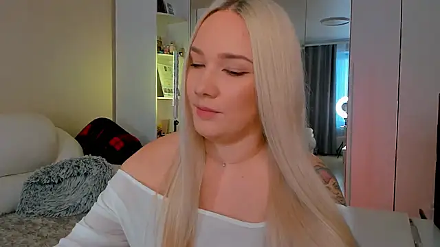 Snapshot of 1AlexaGoddess3 chatting on 09-26-25, 05:33 1AlexaGoddess3 online show from 09-26-25, 05:33