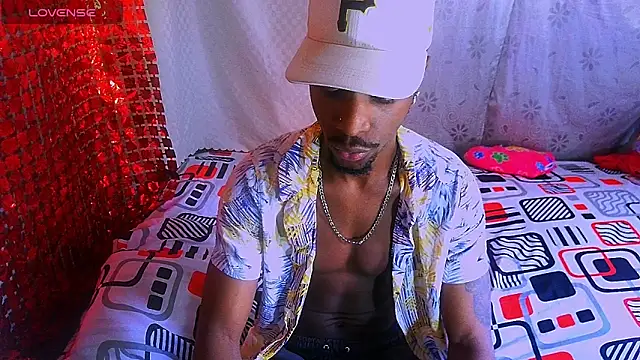 Aroonpapisex online show from 12-14-24, 07:25