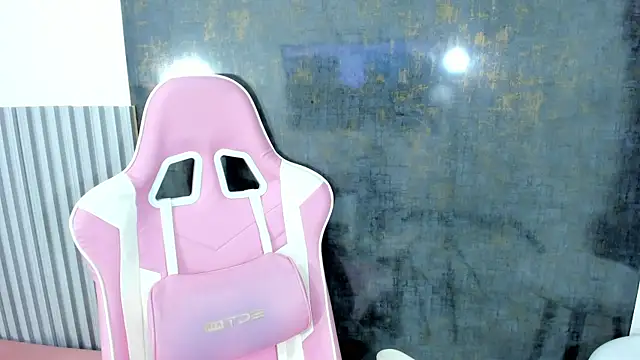 lana boomer online show from 09-09-25, 08:19