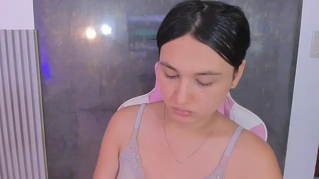 lana boomer online show from 04-24-26, 08:22