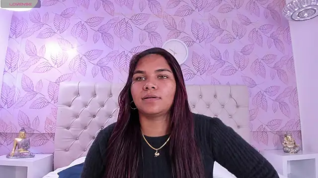 Carolina Evanss online show from 02-10-25, 03:35