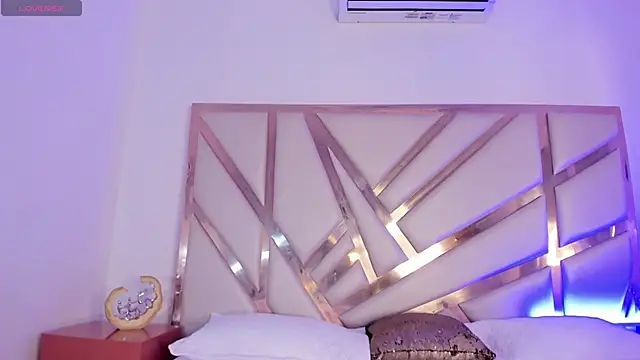 Carolina Evanss online show from 09-19-25, 11:33