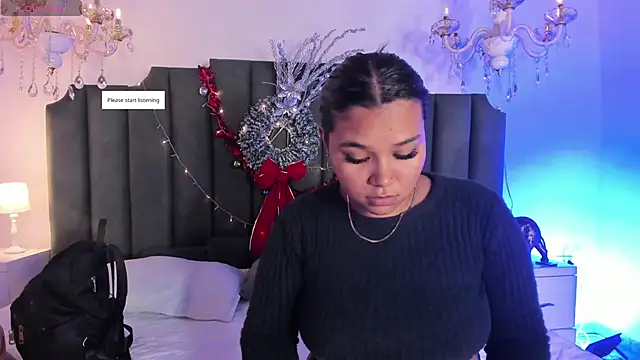 Carolina Evanss online show from 12-14-25, 03:45