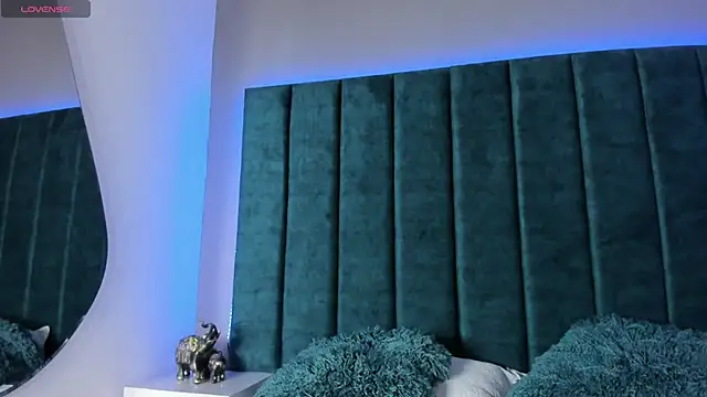 Carolina Evanss online show from 03-03-26, 03:56