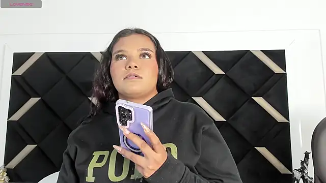 Carolina Evanss online show from 03-20-26, 03:55