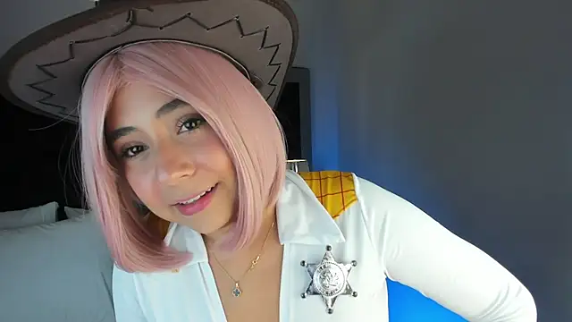 Snapshot of MelodyRey_ chatting on 09-22-25, 10:34 MelodyRey online show from 09-22-25, 10:34