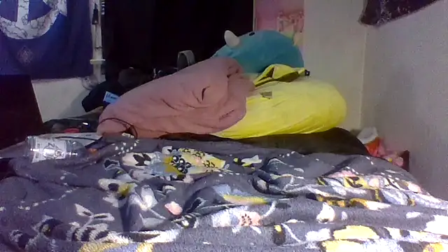 Snapshot of ATwinkie chatting on 03-21-25, 12:18 ATwinkie online show from 03-21-25, 12:18