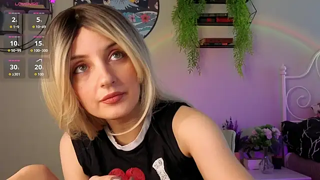 Katty Lights online show from 11-14-25, 11:42