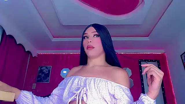 TiffanyMackensyy online show from 11-25-25, 02:22