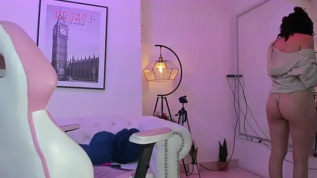 Theia moon online show from 02-02-25, 03:32