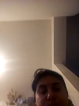 bbruneta37 online show from 12-22-25, 01:19