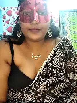 Snapshot of RomeoJuliet345 chatting on 01-12-25, 05:22 RomeoJuliet345 online show from 01-12-25, 05:22