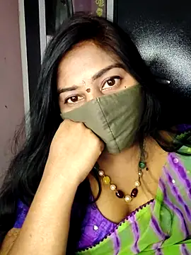 Snapshot of RomeoJuliet345 chatting on 02-02-26, 10:58 RomeoJuliet345 online show from 02-02-26, 10:58