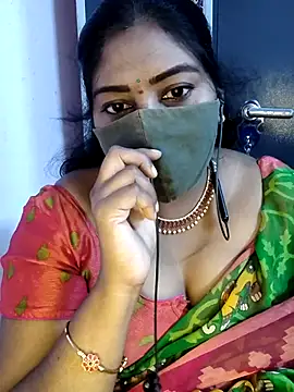 Snapshot of RomeoJuliet345 chatting on 07-25-26, 04:04 RomeoJuliet345 online show from 07-25-26, 04:04