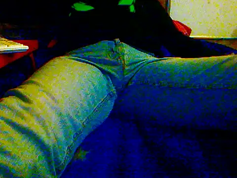 Snapshot of Adi1985gda chatting on 12-19-25, 04:25 Adi1985gda online show from 12-19-25, 04:25